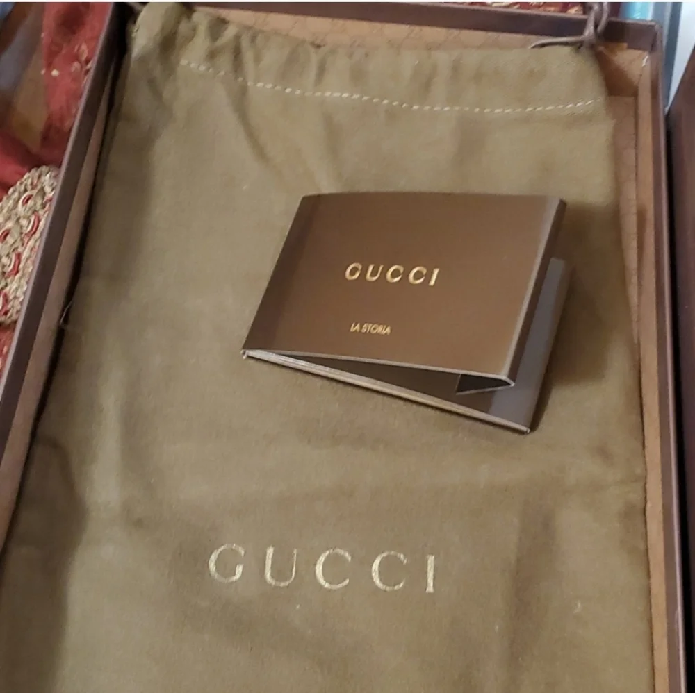 GUCCI Moca Pelle S. Cuoio Horsebit suede loafers Men - Picture 3 of 16